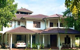 Golden Residence